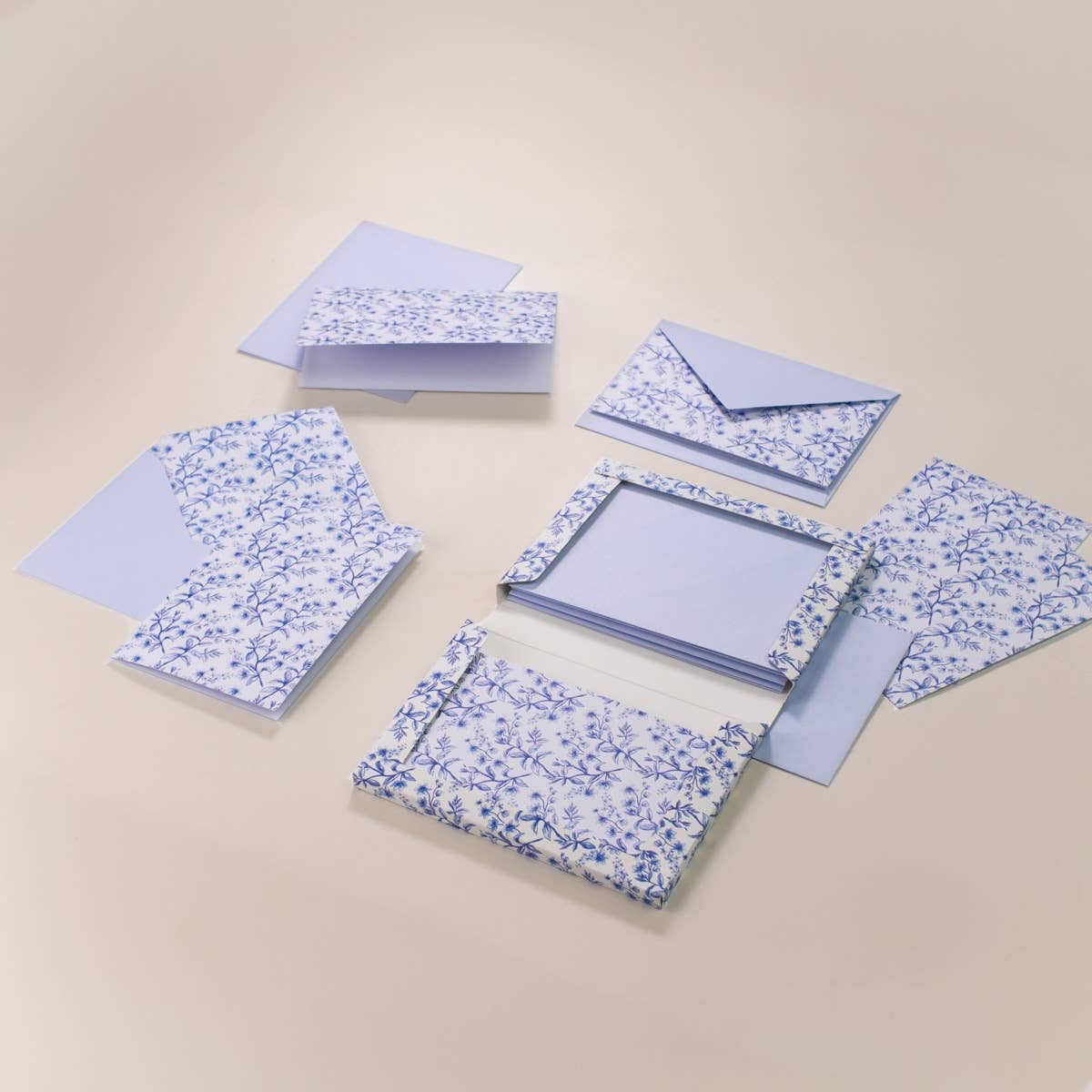 Aldridge Garden Stationery Set